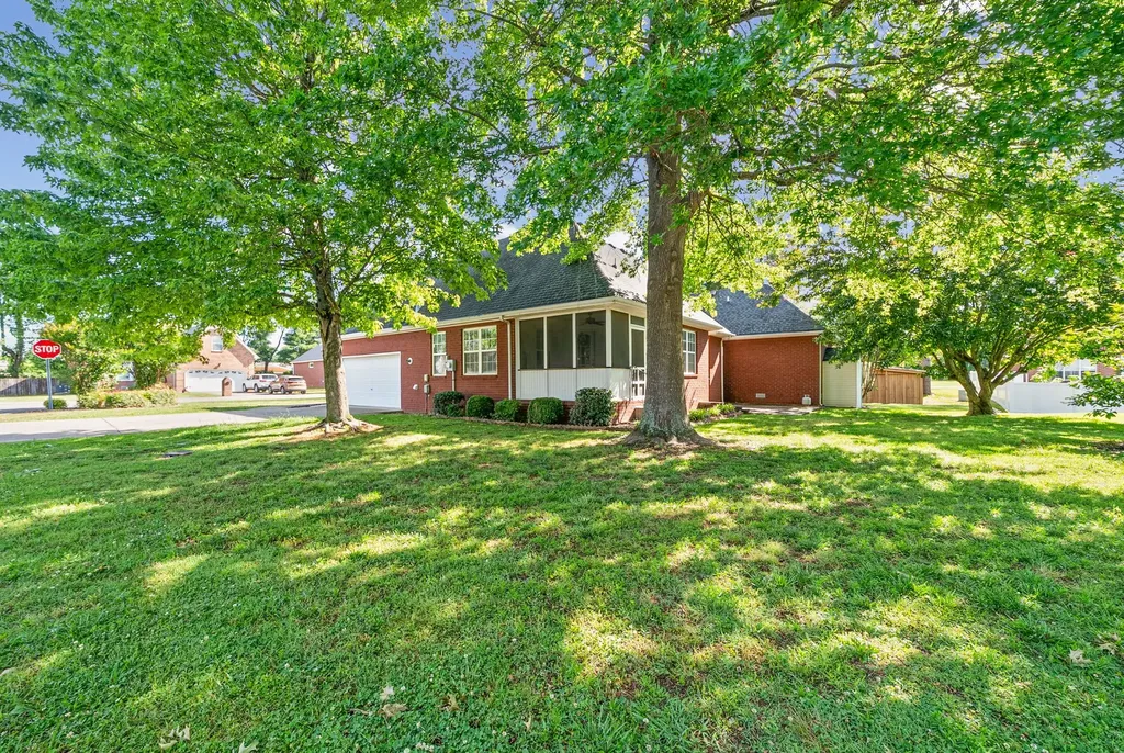 502 Forrest Pointe Drive Murfreesboro TN 37130
