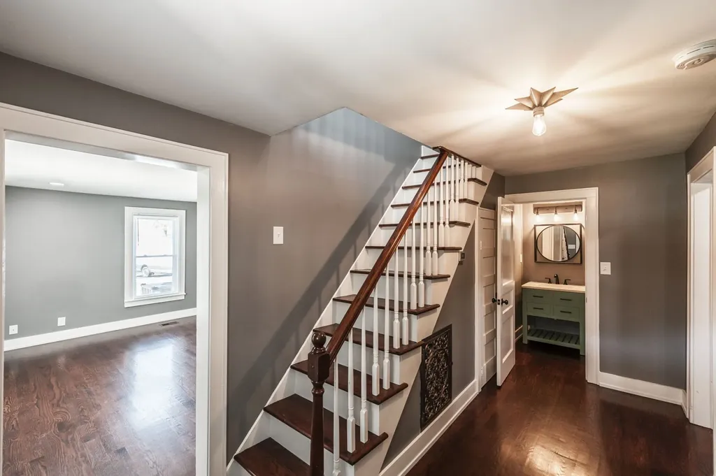 4306 Long Hollow Pike Goodlettsville TN 37072