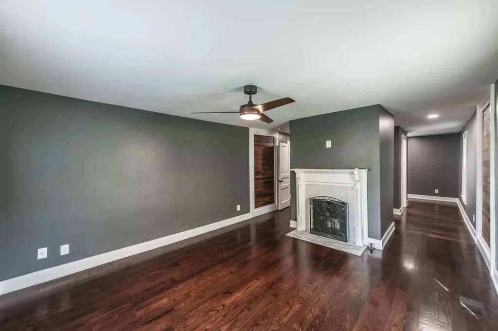 4306 Long Hollow Pike Goodlettsville TN 37072