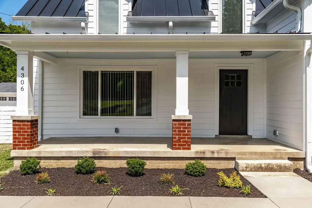 4306 Long Hollow Pike Goodlettsville TN 37072