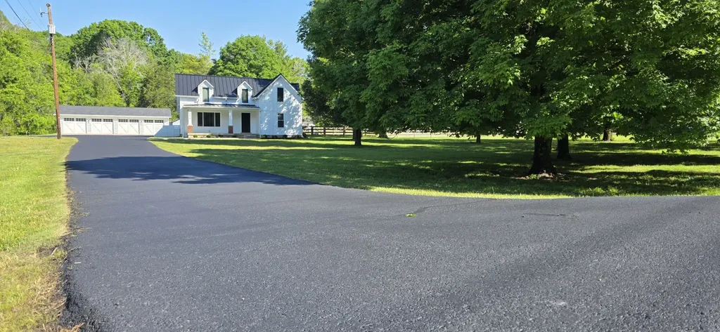 4306 Long Hollow Pike Goodlettsville TN 37072