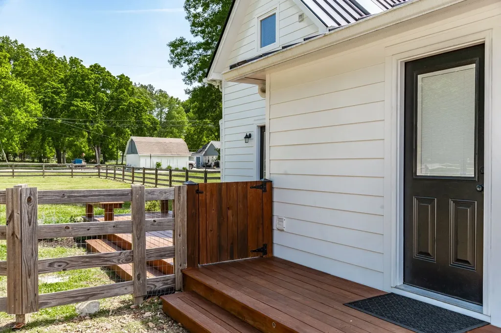 4306 Long Hollow Pike Goodlettsville TN 37072