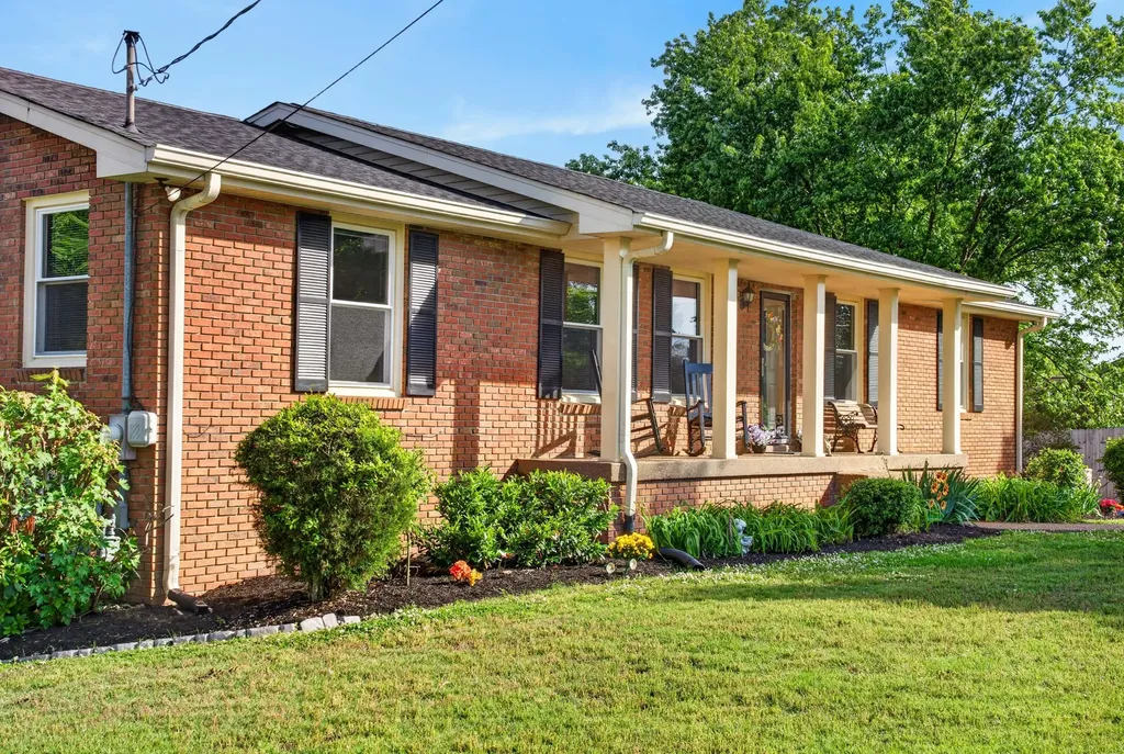 609 Emily Drive Goodlettsville TN 37072