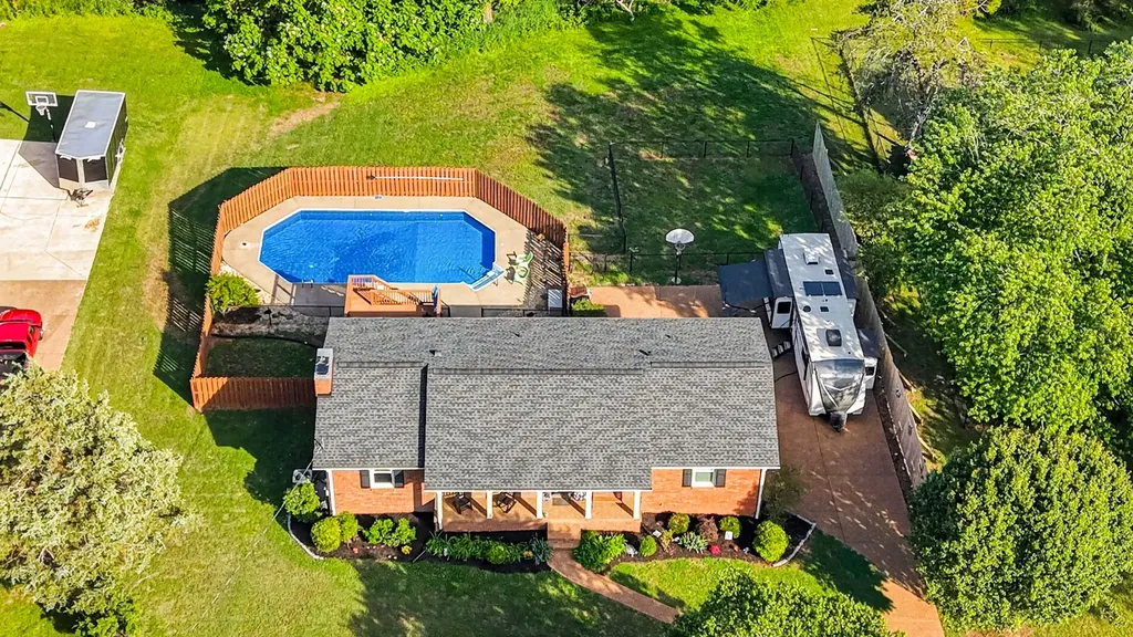 609 Emily Drive Goodlettsville TN 37072
