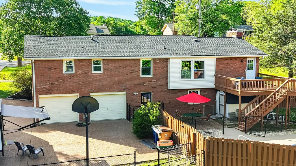 609 Emily Drive Goodlettsville TN 37072