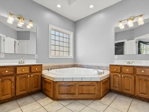 12632 Lookingbill Lane Athens AL 35611