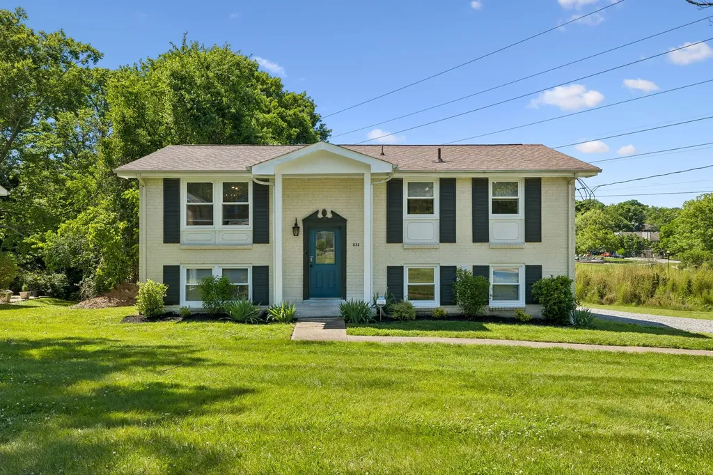 632 Larchwood Drive Nashville TN 37214