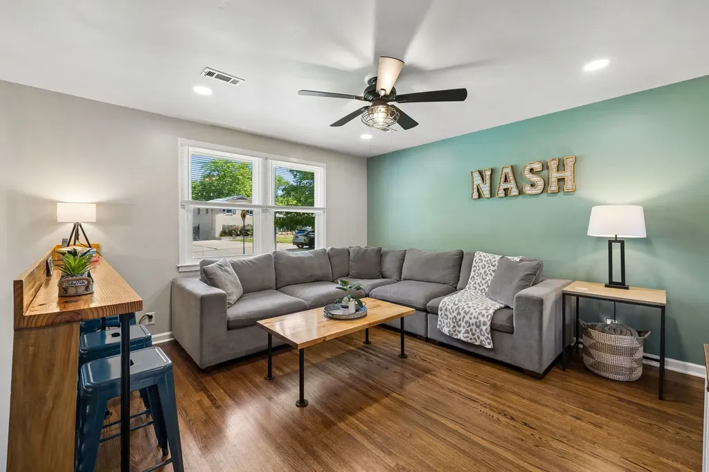632 Larchwood Drive Nashville TN 37214