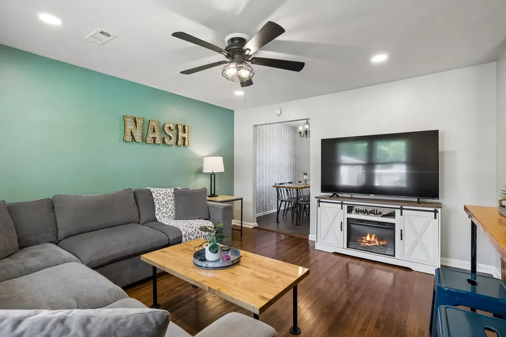 632 Larchwood Drive Nashville TN 37214