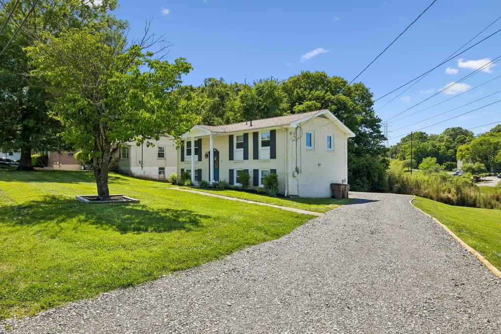 632 Larchwood Drive Nashville TN 37214