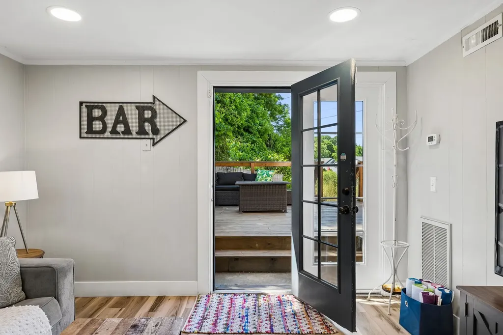 632 Larchwood Drive Nashville TN 37214
