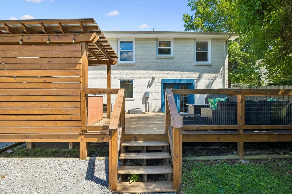 632 Larchwood Drive Nashville TN 37214