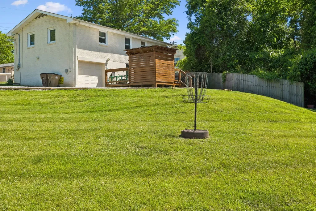 632 Larchwood Drive Nashville TN 37214