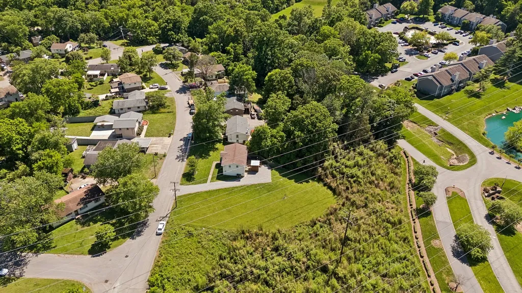 632 Larchwood Drive Nashville TN 37214