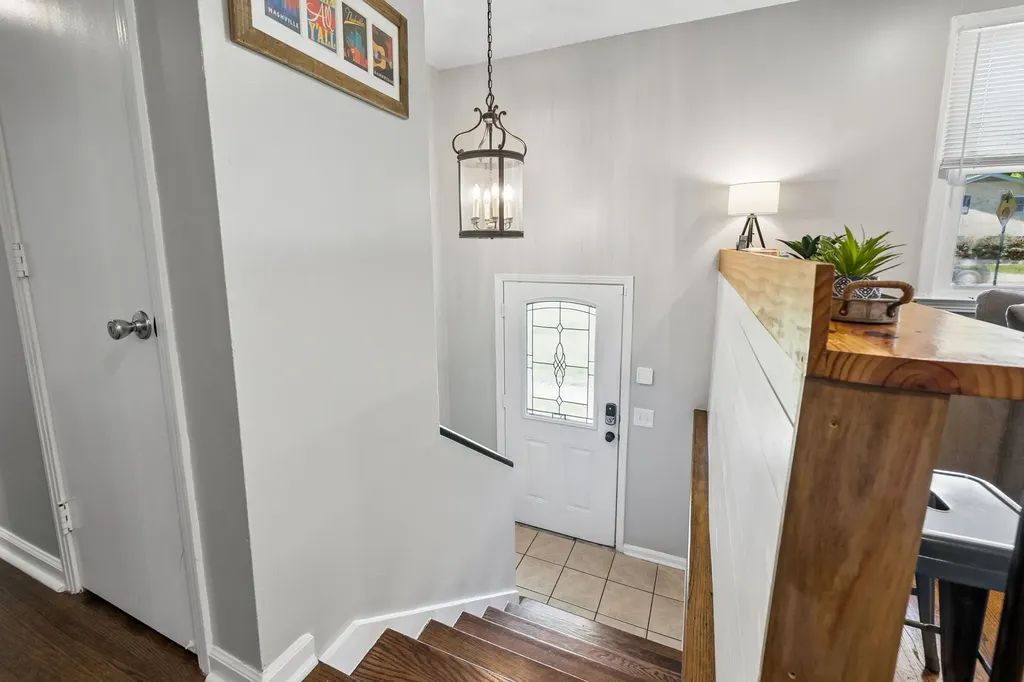 632 Larchwood Drive Nashville TN 37214