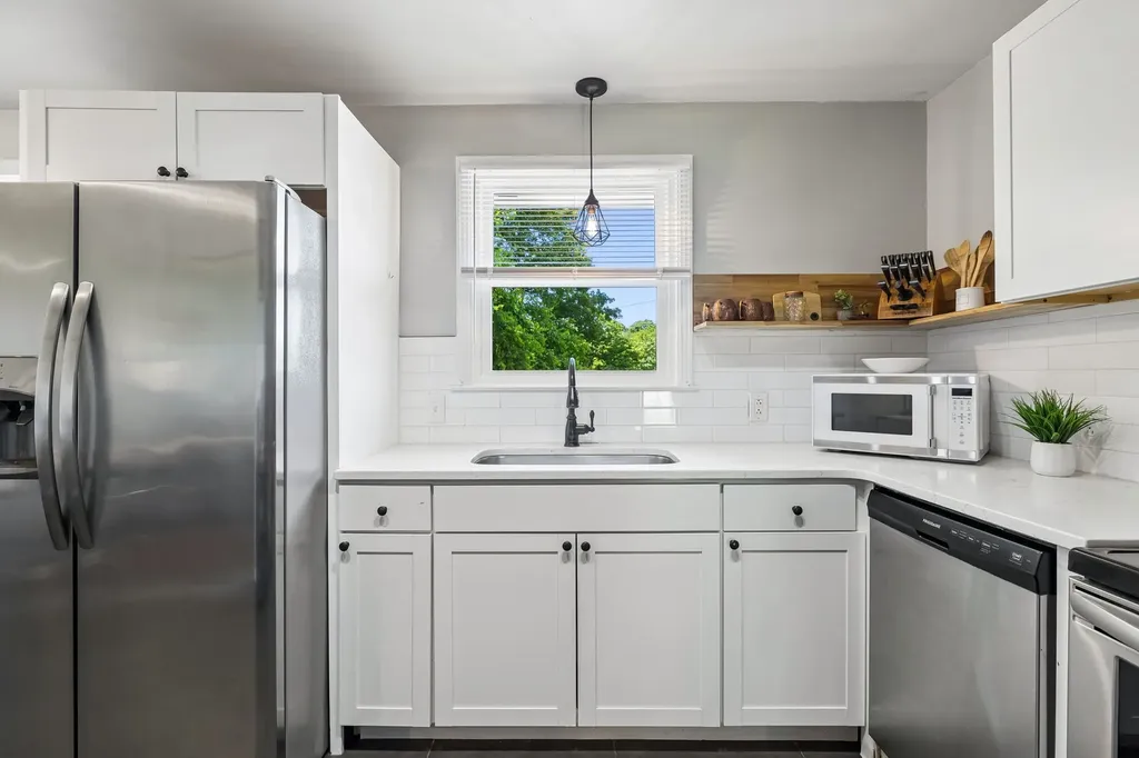632 Larchwood Drive Nashville TN 37214
