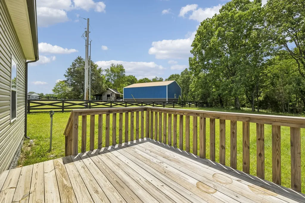 1162 Oak Grove Road Dickson TN 37055