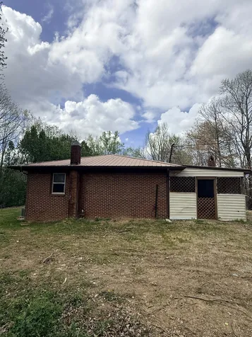 935 Sugar Tree Knob Road Liberty TN 37095