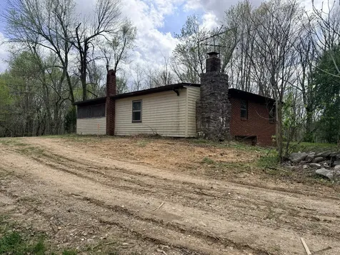 935 Sugar Tree Knob Road Liberty TN 37095