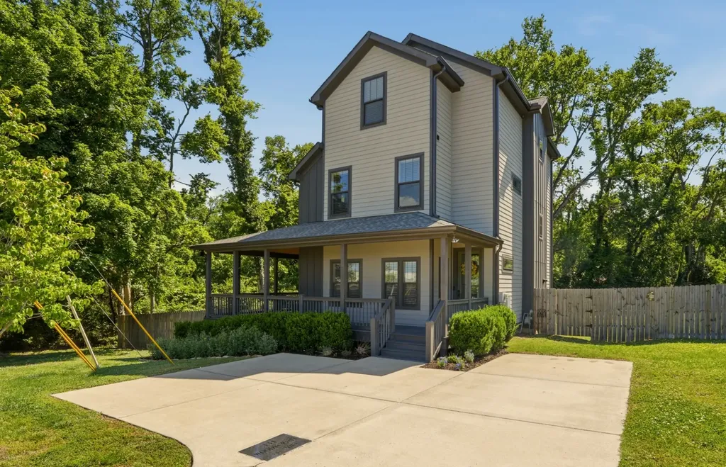 331 Woodycrest Avenue Nashville TN 37210