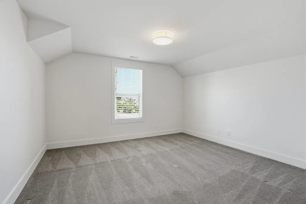 331 Woodycrest Avenue Nashville TN 37210