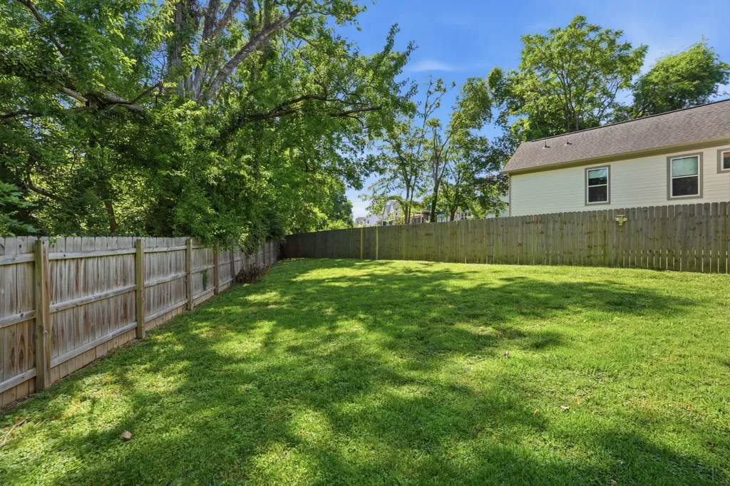 331 Woodycrest Avenue Nashville TN 37210