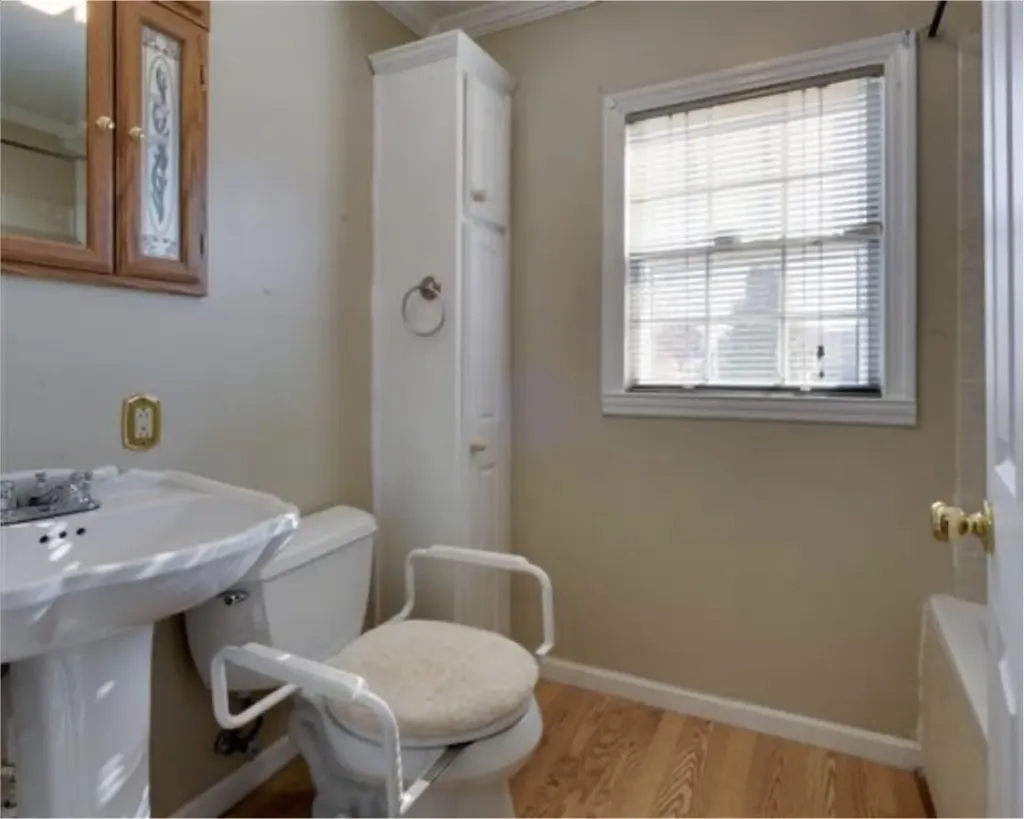 272 Old Nashville Highway La Vergne TN 37086