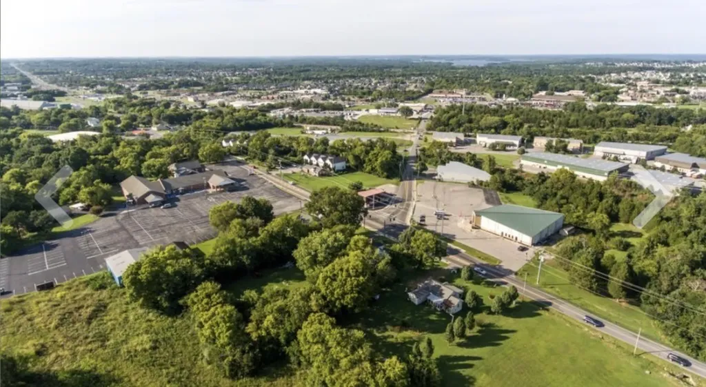 272 Old Nashville Highway La Vergne TN 37086