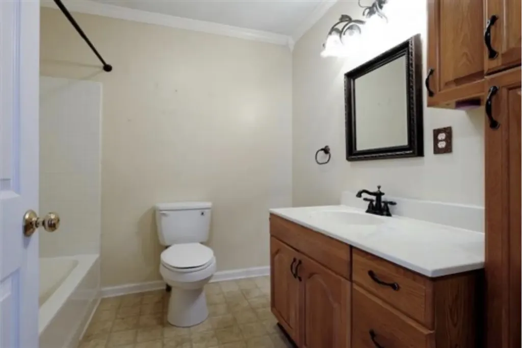272 Old Nashville Highway La Vergne TN 37086