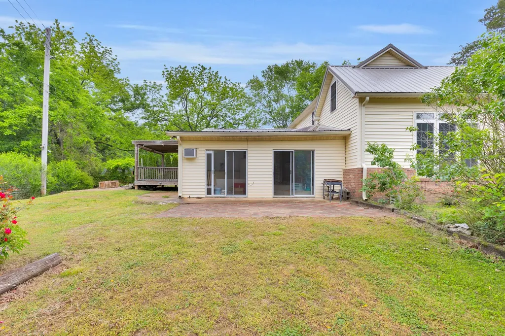 322 David Street Lawrenceburg TN 38464