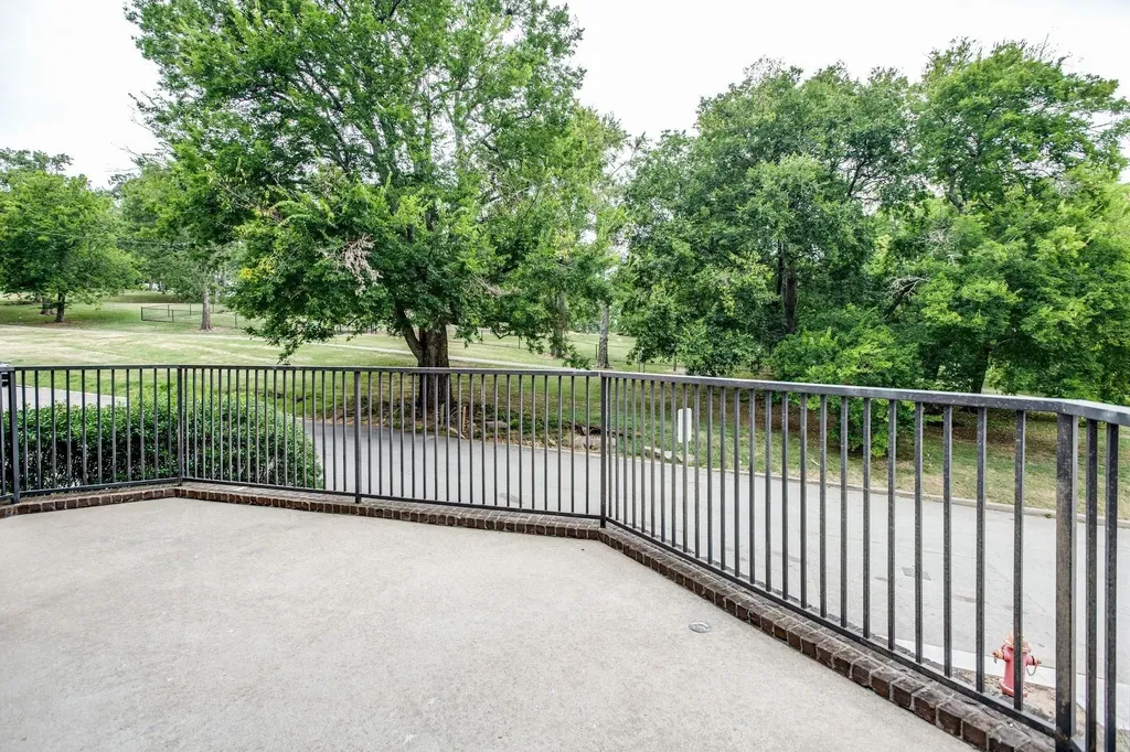 2905 Parthenon Avenue Nashville TN 37203