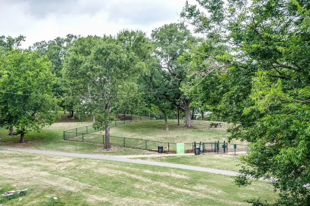 2905 Parthenon Avenue Nashville TN 37203