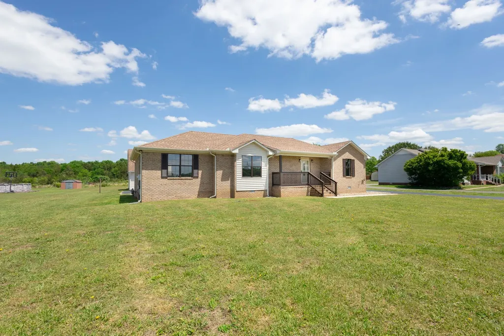 2932 Midland Road Shelbyville TN 37160