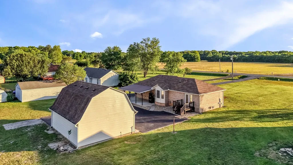 2932 Midland Road Shelbyville TN 37160