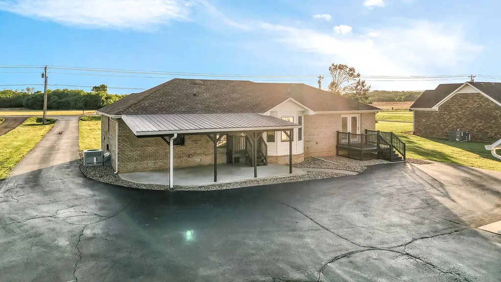 2932 Midland Road Shelbyville TN 37160