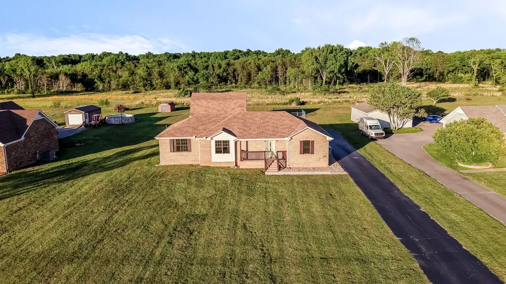 2932 Midland Road Shelbyville TN 37160