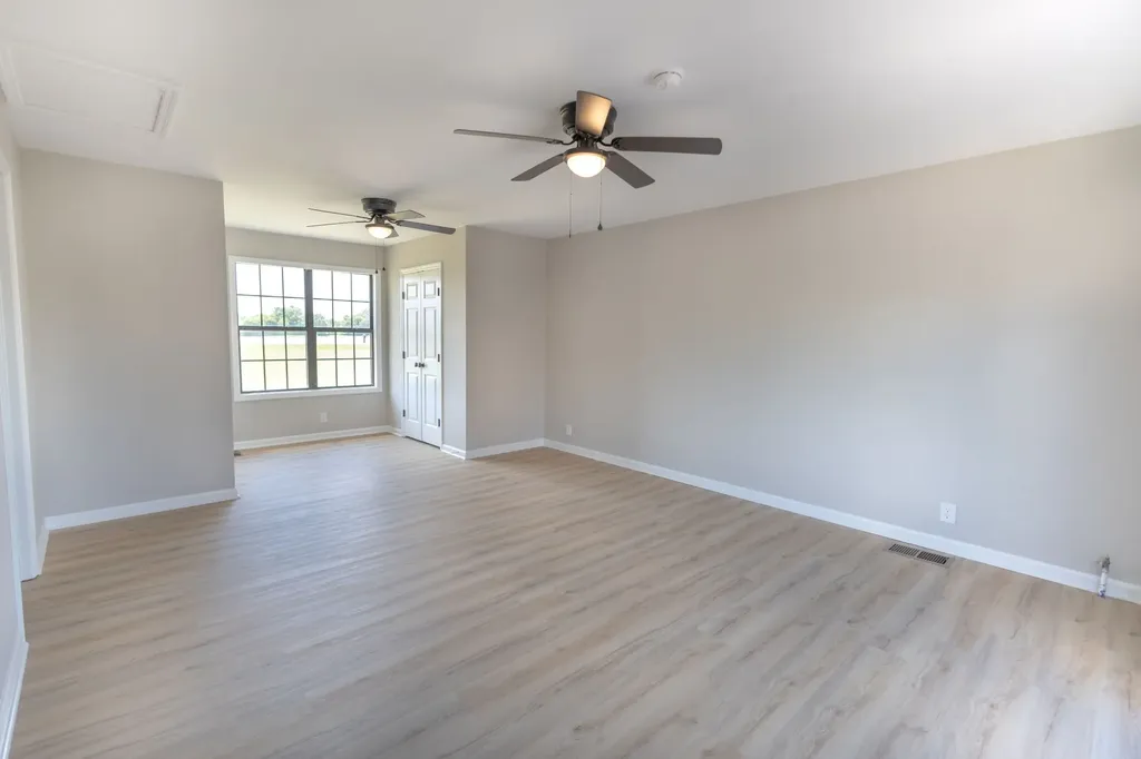 2932 Midland Road Shelbyville TN 37160