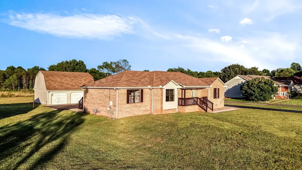 2932 Midland Road Shelbyville TN 37160