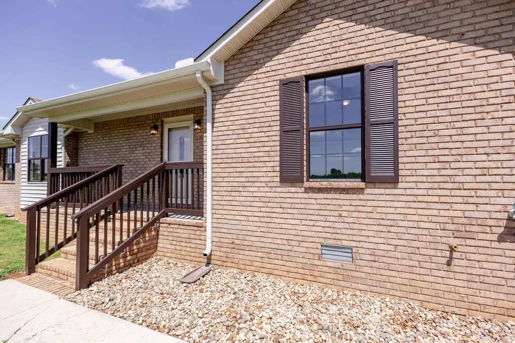 2932 Midland Road Shelbyville TN 37160