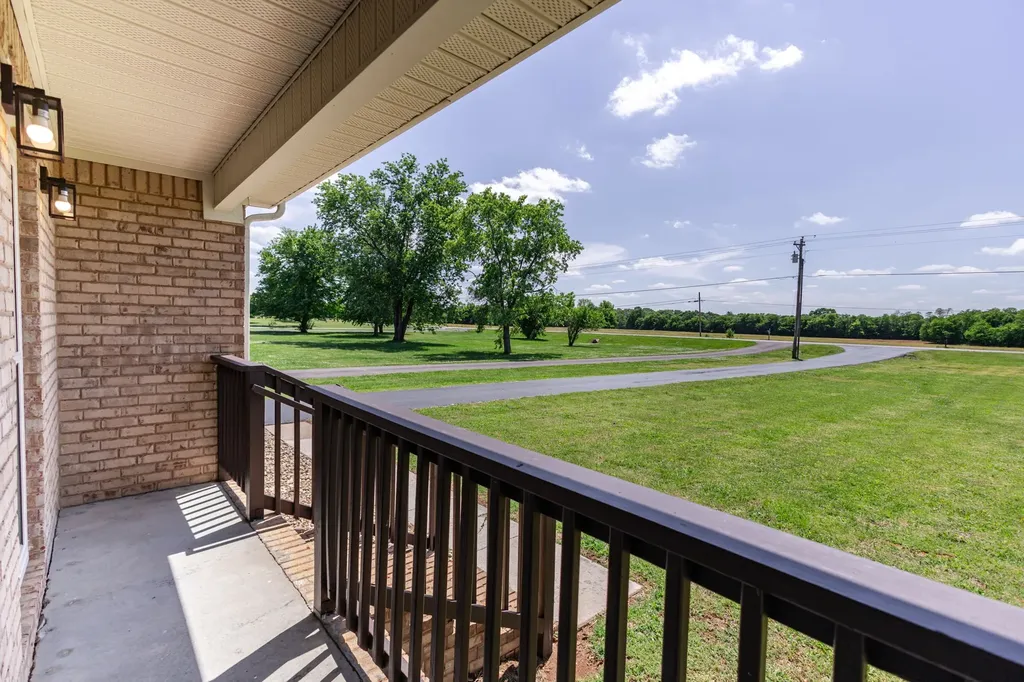 2932 Midland Road Shelbyville TN 37160