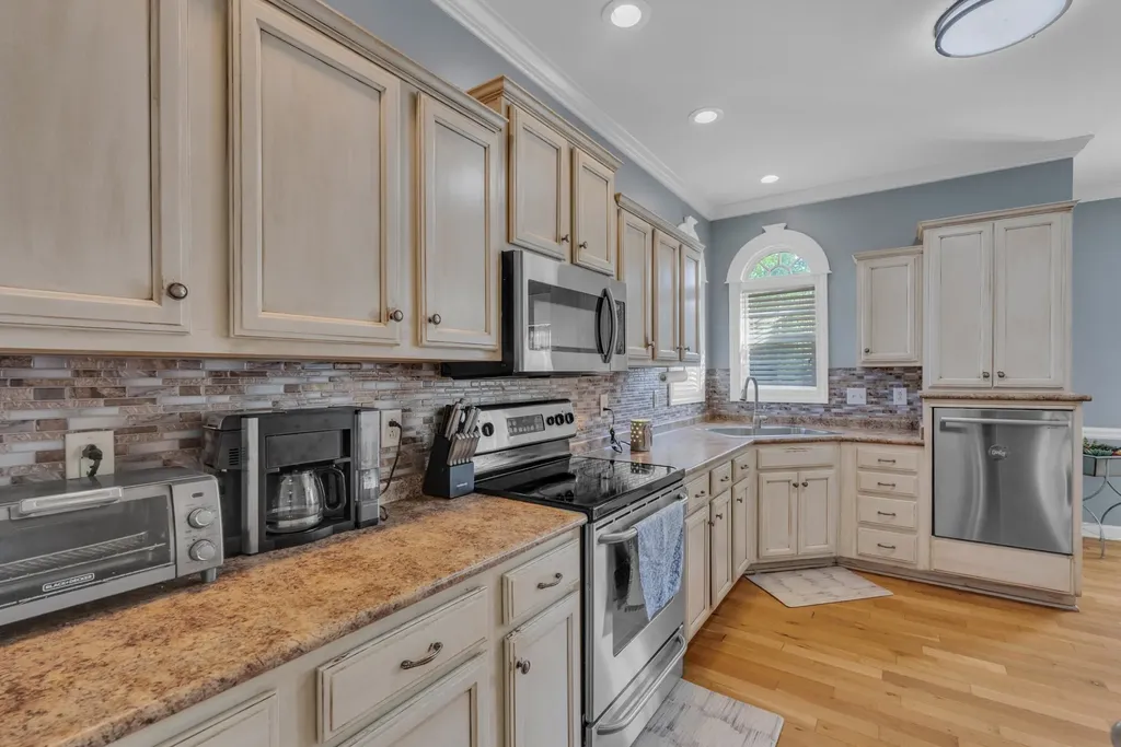 148 Pin Oak Drive Woodbury TN 37190