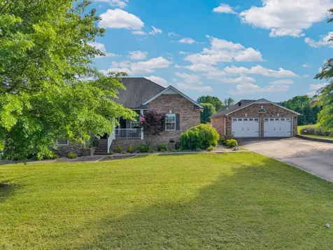 148 Pin Oak Drive Woodbury TN 37190