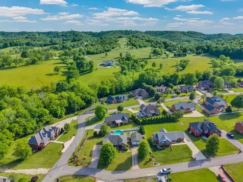 148 Pin Oak Drive Woodbury TN 37190