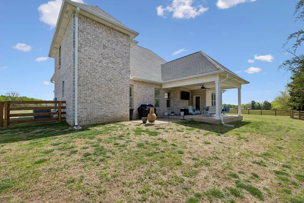 4615 Hartsville Pike Lebanon TN 37087