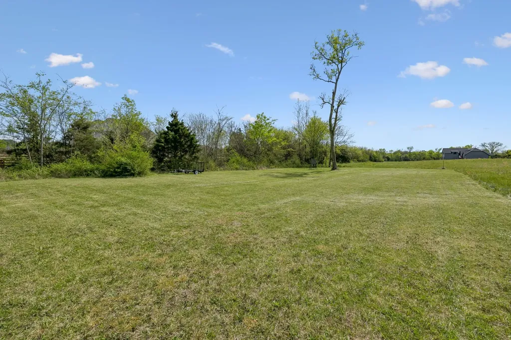 4615 Hartsville Pike Lebanon TN 37087