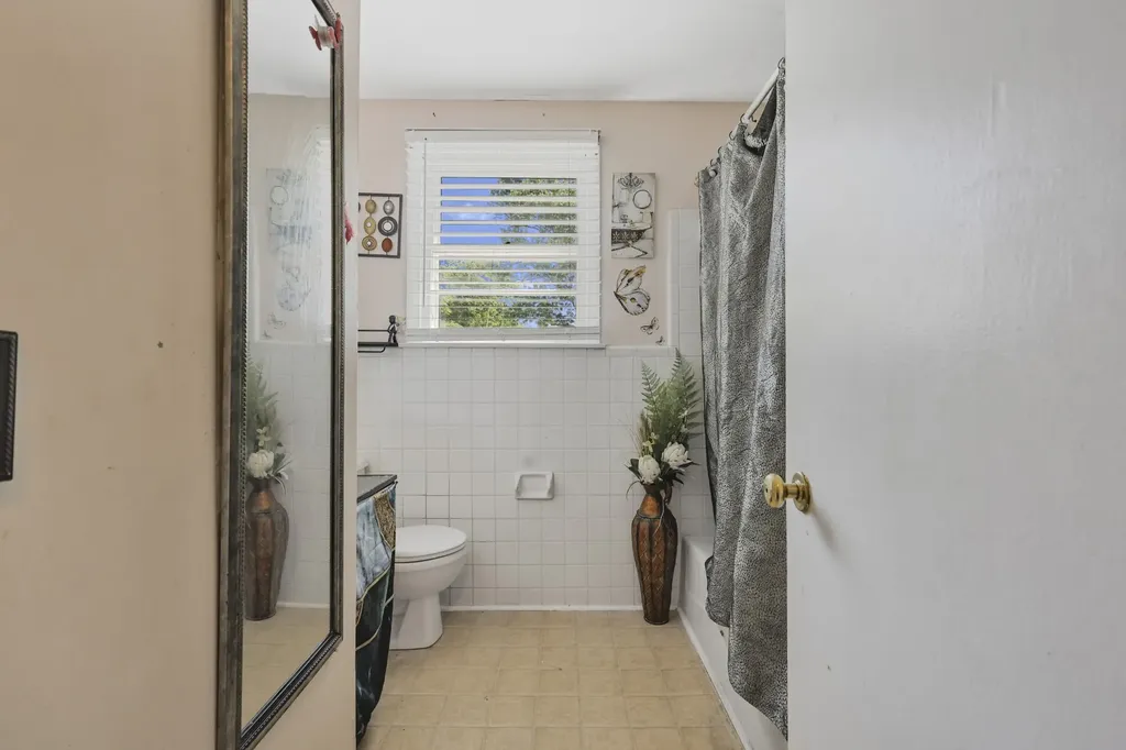 4946 Hopedale Drive Nashville TN 37211