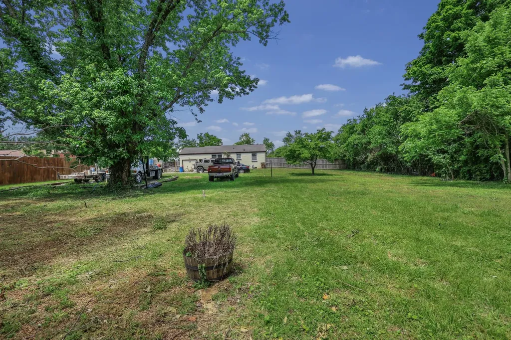 4946 Hopedale Drive Nashville TN 37211