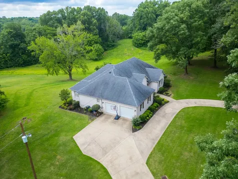 1015 Kelly Road Dyersburg TN 38024