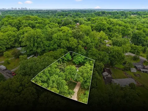 736 Carlyle Place Nashville TN 37211