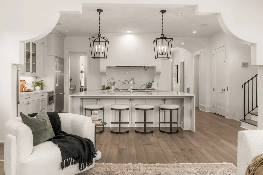 215 La Vista Drive Nashville TN 37215